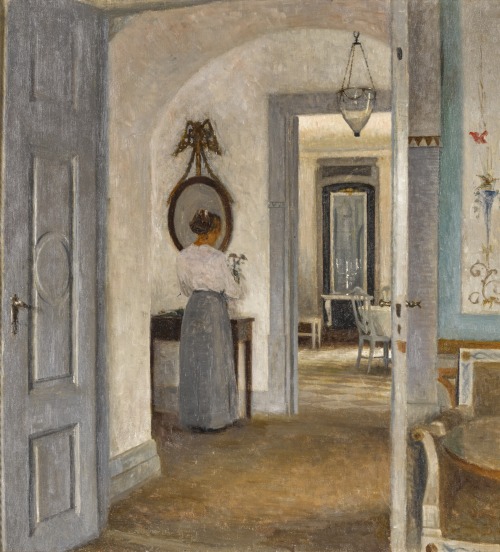 Peter Vilhelm Ilsted - Interior with a woman before a mirror, Liselund - 1916