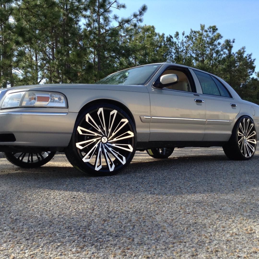 2007 GRAND MARQUIS sitting on 24" STARR WHEELS and... RimTyme Custom