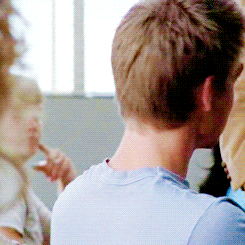 multifandomsource:  One Tree Hill: season 1 episode 2 “The Places You Have Come