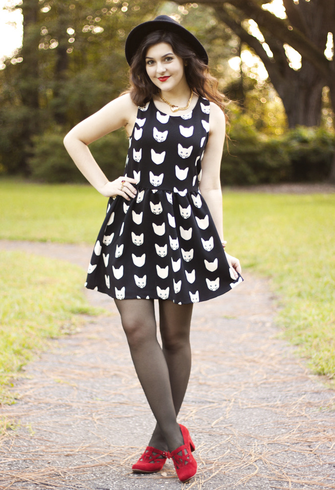 tightsobsession:  Cat dress with sheer pantyhose and red heels. Tights week starts
