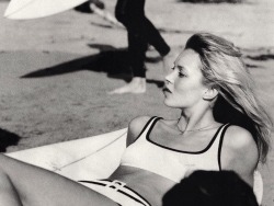 puppetwithapistol:  Kate Moss in “The Surf