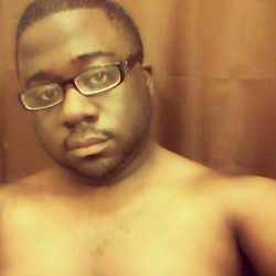 djmirrorcle:  #Gratuitous #shirtless #selfie