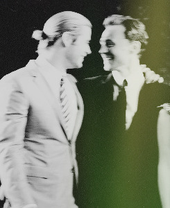 hiddlesworthing:  Favorite Hiddlesworth pictures ⇛  asked by Anonymous 