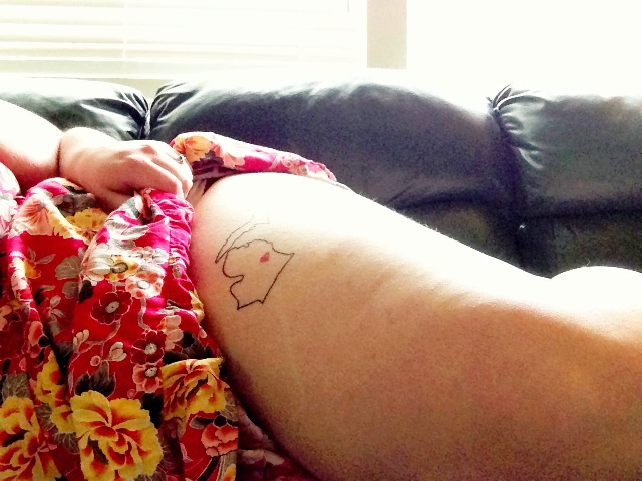 unskinny:  Some thighs for ya.