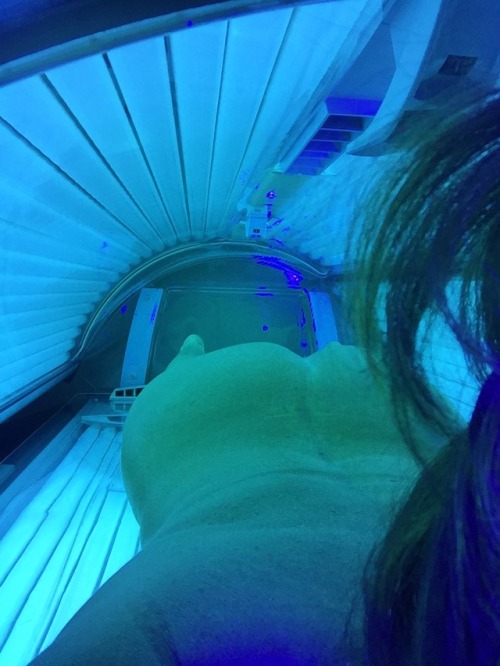 Sex justplayin5162:  Humpday tanning👄 pictures