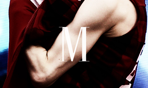 kim-joonmyun-blog:  steel guns. 