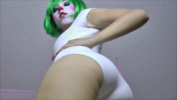 kitziklown:  Keep your greedy eyes peeled for awesome new content hitting your dashboard this week.  P.S. My ass is awesome.  clips4sale.com/studio/54167/