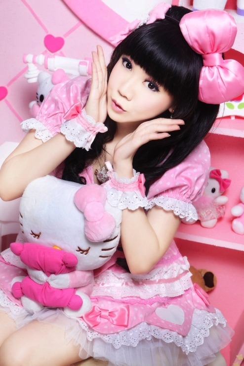 cosplayeverywhere: Hello Kitty (ハローキティ)