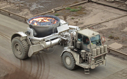 floweringscrubs: itstimewehavesomesoliddick:  you’ll never get to drive the molten steel tract