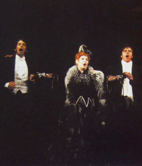 operafantomet: John Barrowman as Raoul, POTO West End 1991-1992Rooftop, with Lisa HullRooftop, with 