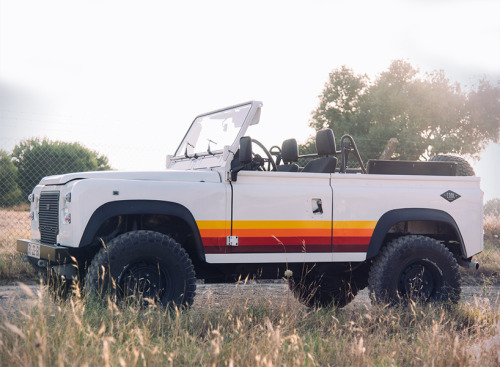 sabonhomeblog:  Land Rover Defender D90