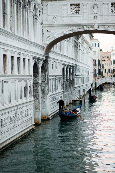 vintagepales: Florence vs Venice 