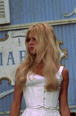 missbrigittebardot:  Brigitte Bardot in “Viva