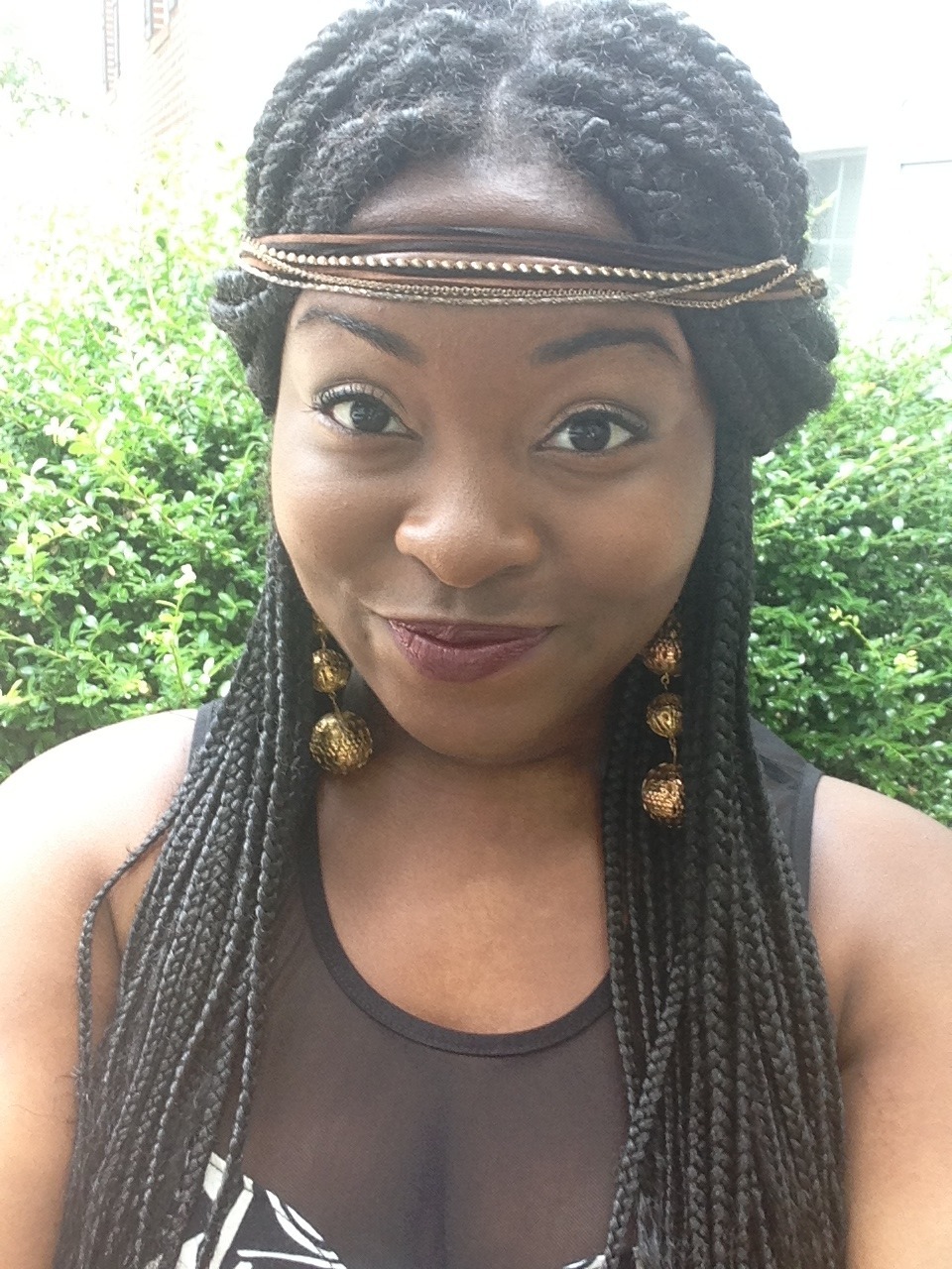 blackgirlsrpretty2:  SPOTLIGHT: http://toots-toots.tumblr.com/ 
