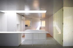 jpn-arch:  穂積の住宅 //  Kazuki Moroe Architects {ph cr. Hiroshi Ueda }
