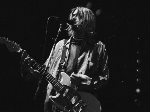 cobainsdaily:Kurt Cobain Live in Ljubljana, February 27, 1994. New photos from Nirvana’ second to la