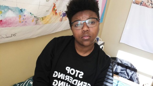 zektheterrible:  chinon:  stop gendering clothing ✌  This handsome dude 💕
