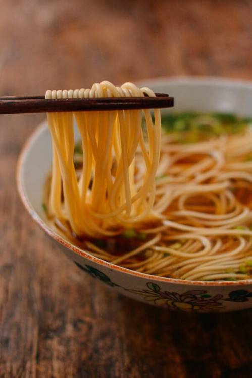 foodffs:  Yang Chun Noodle Soup (Yang Chun Mian) Follow for recipes Is this how you roll?