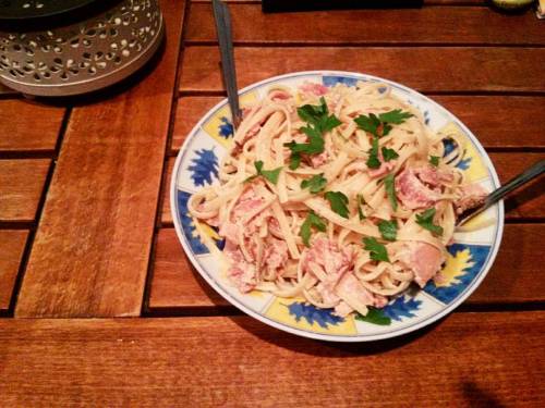 #his ....#carbonara #pasta #foodporn #food #spaghetti #instafood #dinner #yummy #delicious #cooking 