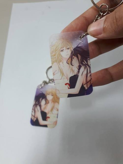 Sex Pulse volume 5 sample book PLUS keychains pictures