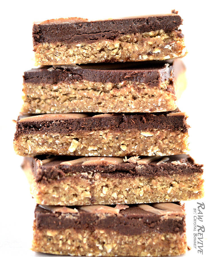 veganfoody:  Raw, Vegan Oat Fudge Bars with Caramel Drizzle