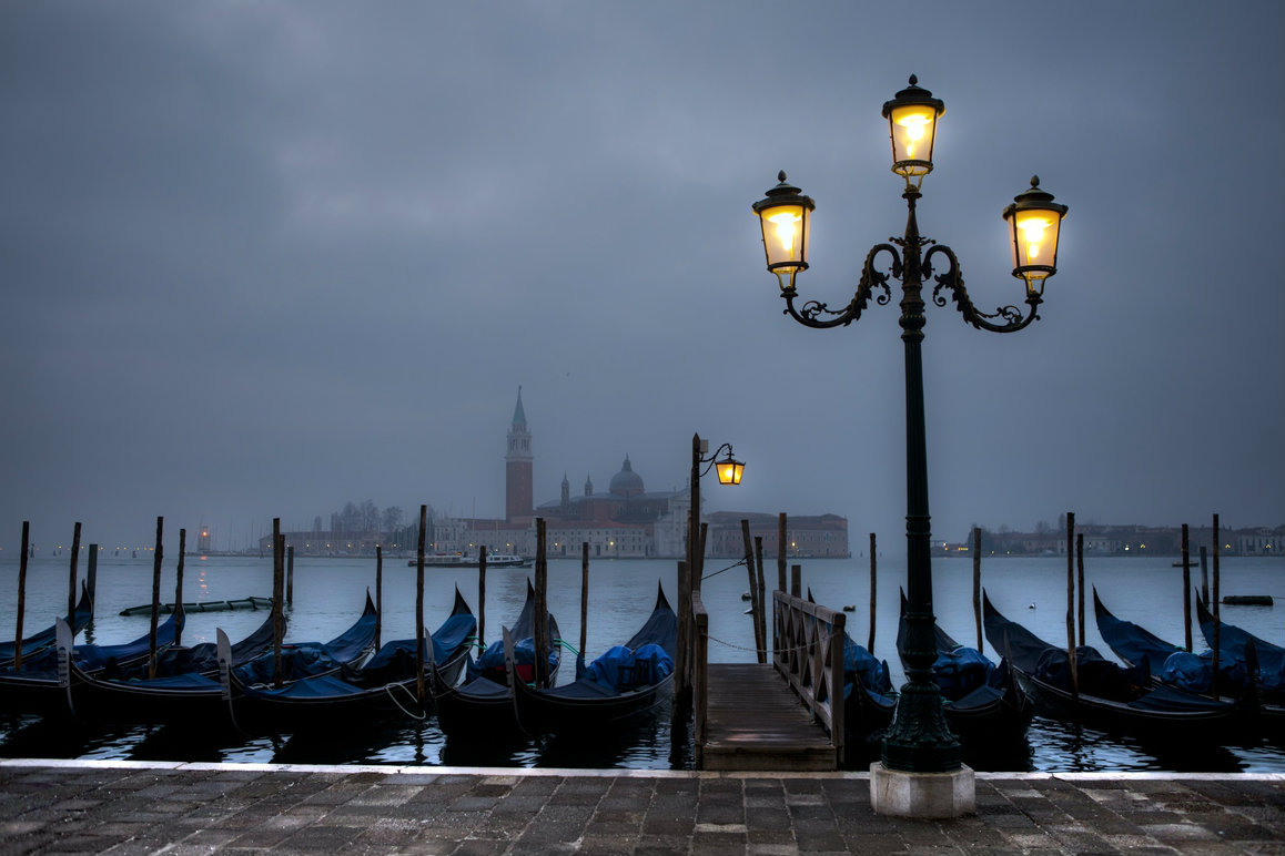 noctaeris:  Canal Grande | After Daybreak | Golden Hour | Béla Török  