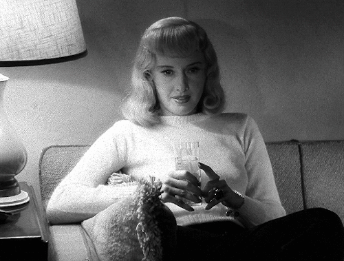 Porn Pics sadrobots: Barbara Stanwyck in Double Indemnity
