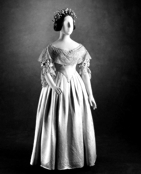 queensvictorias: royal meme | royal dresses/gowns [2/7] The wedding dress of Queen Victoria was worn