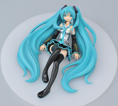 Today’s Vocaloid Figure of the Day is:Hatsune Miku Angel Breeze ver. PM Figureby SEGA !