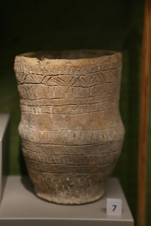 Prehistoric Beakers Set 3, Wiltshire Museum, Devizes, 20.2.16.