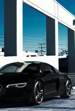 wearevanity:  R8 | Source | WAV 