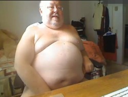 loveoldermen78:  handsome chubby grandpa