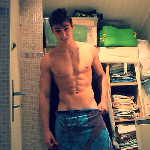 thehottestboysof:http://thehottestboysof.tumblr.com for more hot boys like him ^