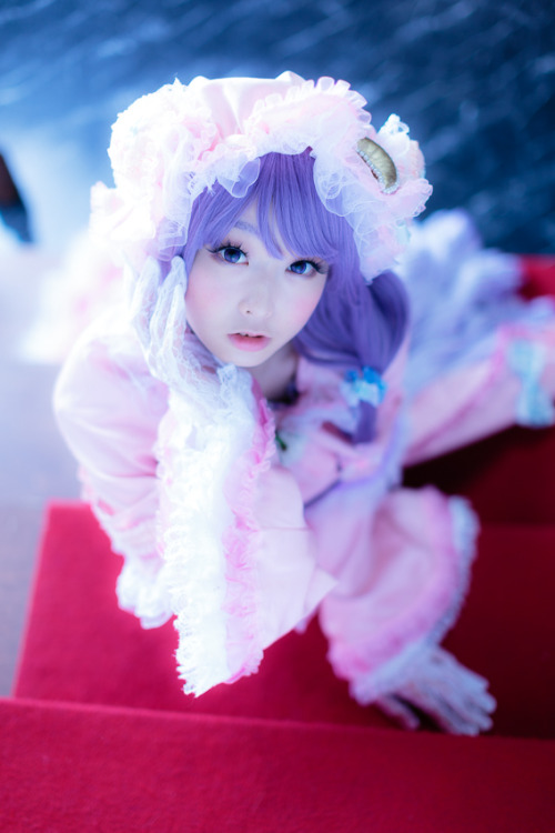 cosplaygirl:  パチュリー・ノーレッジ（東方Project）＠ゆっき | knoblog