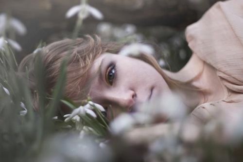 artmonia:  Shannon Peck – photographer from Norwich, England. 