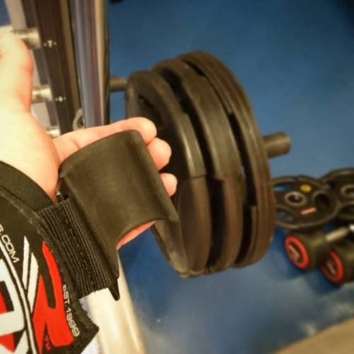 Question of the day: better to shrug heavy and use a hook grip or shrug lighter and work the grip st
