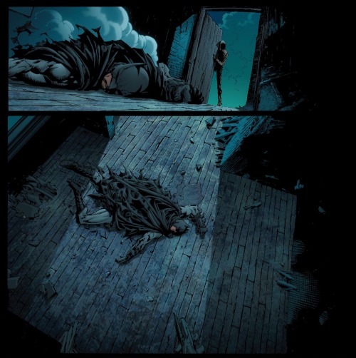 Batman vs. Scarecrow.[from The Dark Knight (2011) #3]