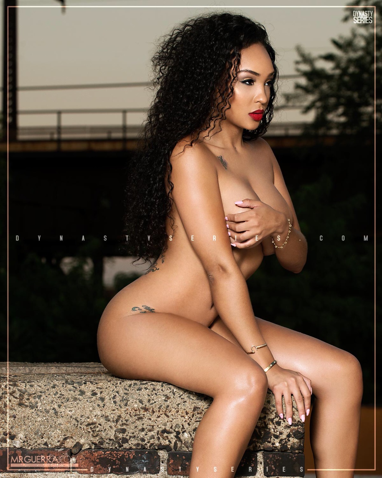 thickassbeautifulwomen:  Dede Damati👅😏😍😜🍑😻