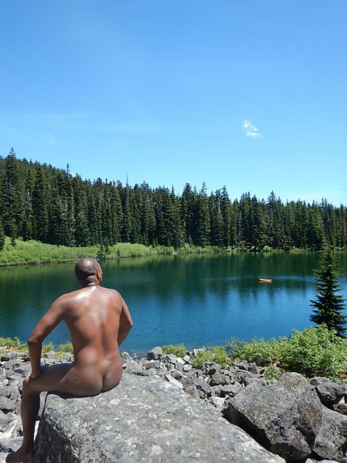 Me enjoying the view while nude camping in Oregon, 2015. #nudist #nudecamping