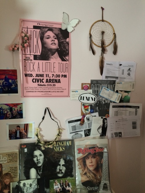 melissascullys: @anon the other set had a bad pic of the iwtb poster so here’s a better view o