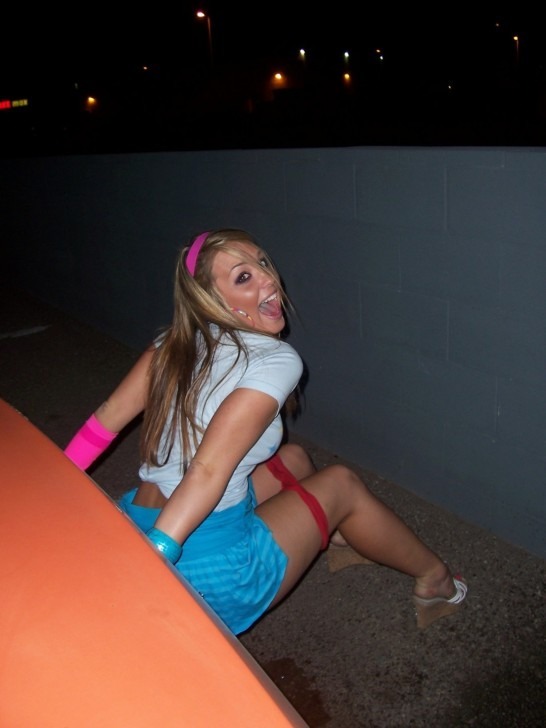 465sexy-ladies:  Meet horny ladies in your region   .