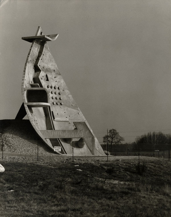 furtho:  Pierre Székely’s sculpture and climbing wall, Evry-Courcouronnes, France