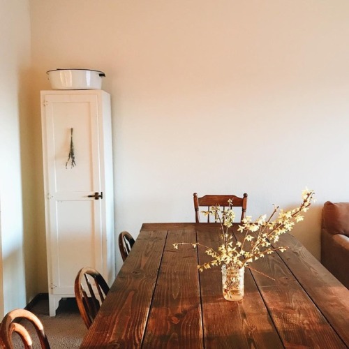 oldfarmhouse:via #ameliamarthelia @instagram)