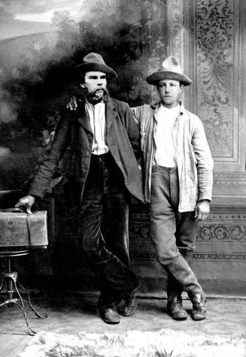 fabionardini:  Paul Verlaine & Rimbaud  Posted by John Breitweiser