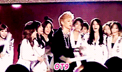 sixelya-deactivated20170802:  key brings the girls out!     