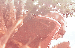 tsukiyma:  Eren, why are you crying? 