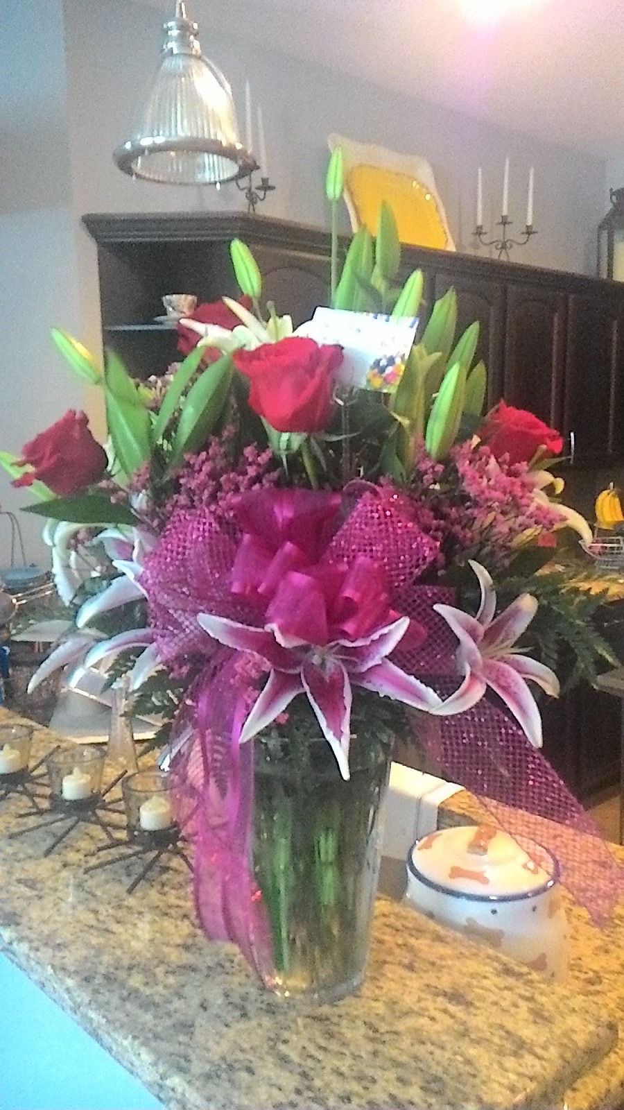 Amazingly gorgeous birthday flowers from my incredible Daddy, @celticknot65. They