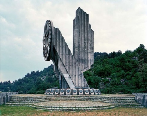 artsyrup: Abandoned Yugoslavian Monuments by Jan Kempenaers