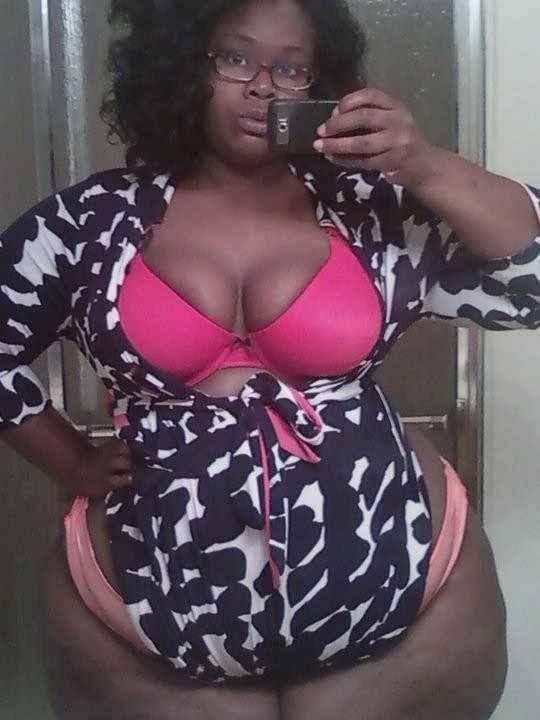 goodwhitedaddy:  Welcome to Plus Sized Sunday!Once a week I indulge my desires for