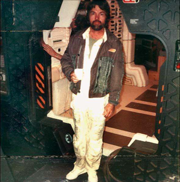 abialien:  The crew of the Nostromo Source: https://www.facebook.com/alienseries?fref=nf